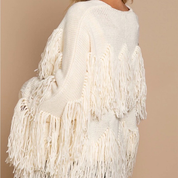 Fringe Cream Sweater - Picture 2 of 3